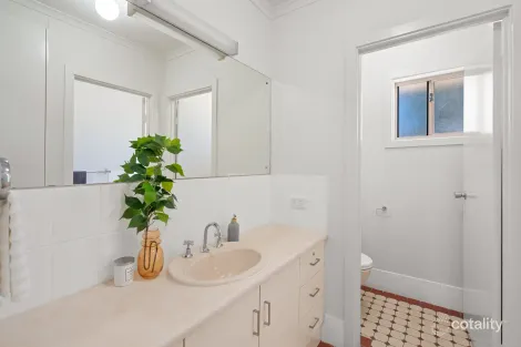 Property photo of 8 Walker Court Enfield SA 5085