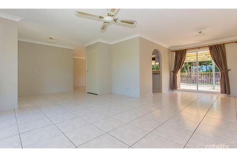 Property photo of 13 Perth Square Highland Park QLD 4211
