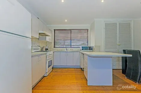 Property photo of 14 Centenary Crescent Werribee VIC 3030