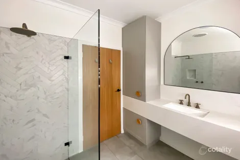 Property photo of 33 Cramer Street Warrnambool VIC 3280