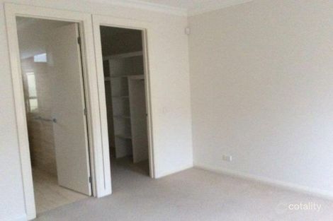Property photo of 2/22 Scott Grove Burwood VIC 3125