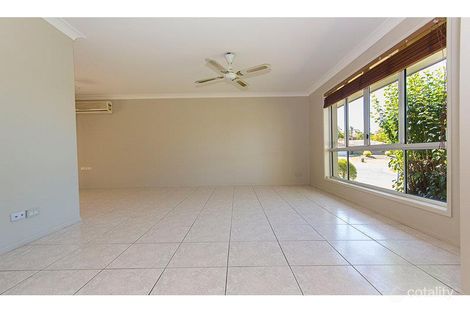 Property photo of 13 Perth Square Highland Park QLD 4211