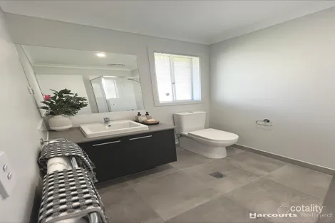 Property photo of 3 Morris Street Silkstone QLD 4304