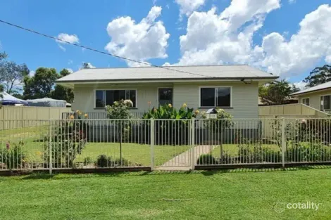 Property photo of 11 Gleeson Street Crows Nest QLD 4355