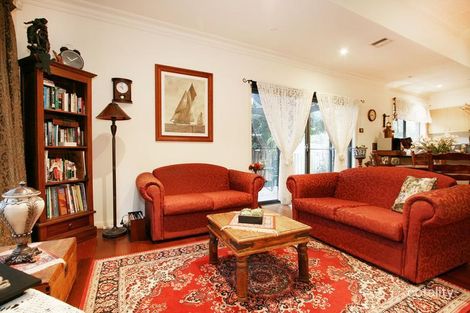Property photo of 2/696 Canterbury Road Vermont VIC 3133