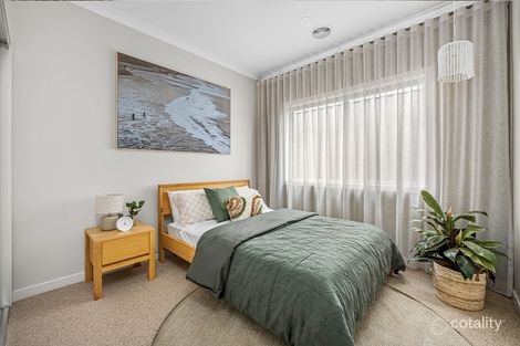 8 Verbier Rd, Pakenham, VIC 3810