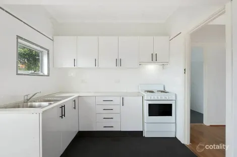 Property photo of 27 Jarvie Road Cringila NSW 2502