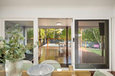 28 Wurinya St, The Gap, QLD 4061