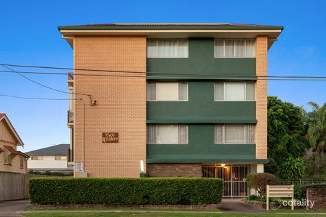 Property photo of 2/108 Cavendish Road Coorparoo QLD 4151