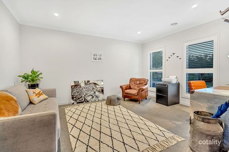 Property photo of 7 Positano Grove Greenvale VIC 3059