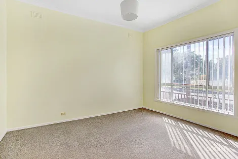 Property photo of 112 Albert Street Seddon VIC 3011