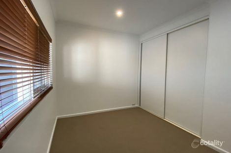 Property photo of 2/33 Kangaroo Road Murrumbeena VIC 3163
