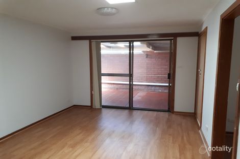 Property photo of 1/13 Brigalow Crescent Mount Gambier SA 5290
