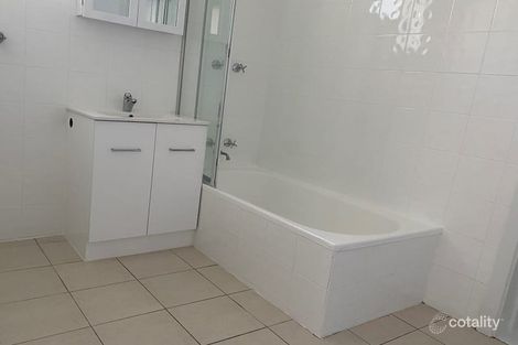 Property photo of 2/33 Kangaroo Road Murrumbeena VIC 3163