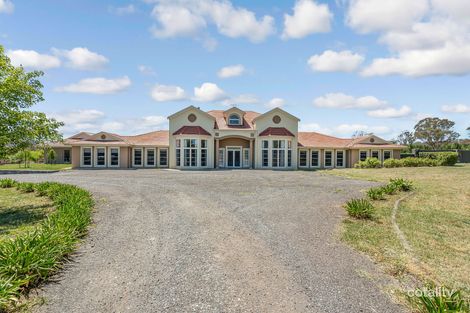 Property photo of 8 Mackenzie Road Royalla NSW 2620