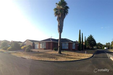 Property photo of 13 Australia Drive Taylors Lakes VIC 3038
