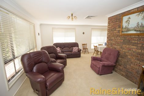 Property photo of 20 Colony Crescent Dubbo NSW 2830