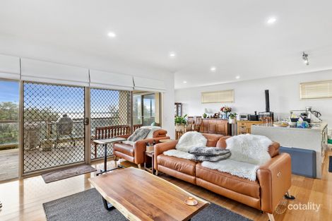 Property photo of 30 Wallaroo Way Highton VIC 3216