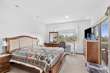 Property photo of 30 Wallaroo Way Highton VIC 3216