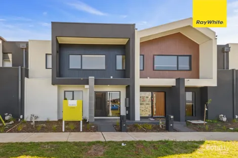 12 Mcgrath Way, Rockbank, VIC 3335