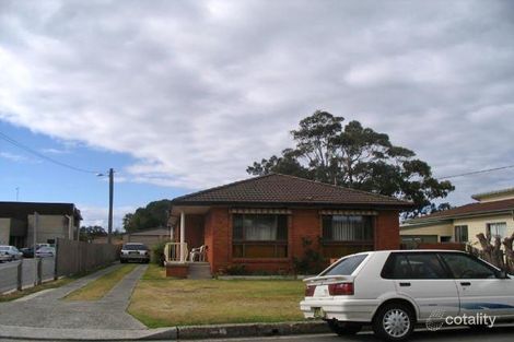 Property photo of 1/1 Brian Avenue Warilla NSW 2528