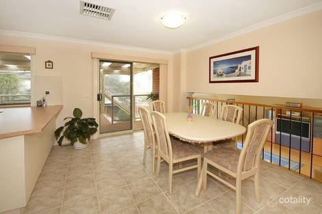 Property photo of 18 Mount Pleasant Drive Mount Waverley VIC 3149