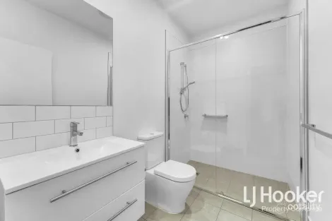 Property photo of 5/36 Everglade Street Yarrabilba QLD 4207