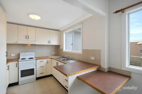 Property photo of 4/30 Bay Road The Entrance NSW 2261