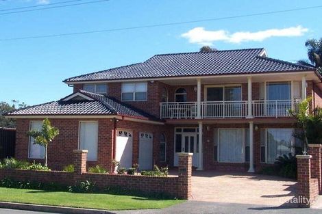 86 Lakeside Dr, Kanahooka, NSW 2530