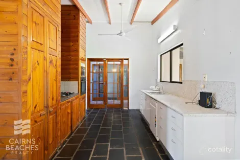 Property photo of 7 Kewarra Street Kewarra Beach QLD 4879