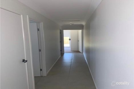 Property photo of 1/6 Byfield Place Yarrabilba QLD 4207