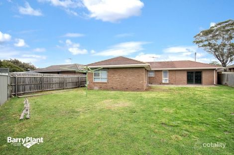 Property photo of 4 Brampton Close Craigieburn VIC 3064