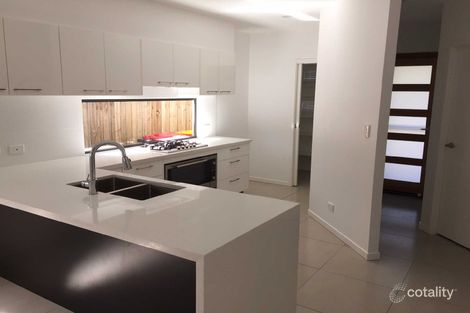 Property photo of 10 Waterway Drive Birtinya QLD 4575