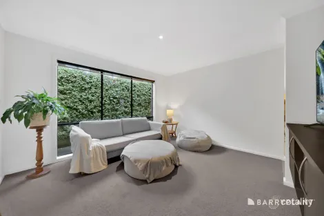 Property photo of 6 Oakwood Street Mernda VIC 3754