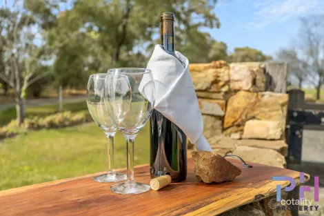 384a Sinclairs Rd, Strathfieldsaye, VIC 3551