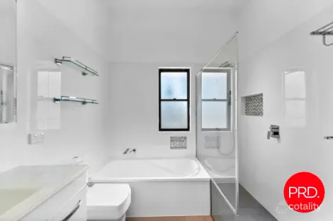 Property photo of 137 Collett Street Queanbeyan NSW 2620