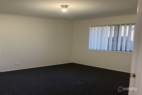Property photo of 11 Summit Terrace Forest Lake QLD 4078