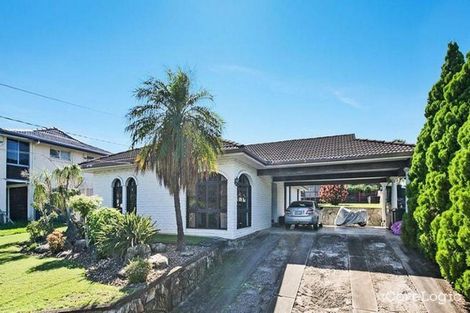 Property photo of 23 Nemarra Street Wynnum West QLD 4178