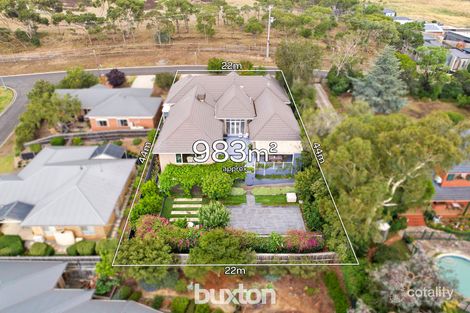 Property photo of 14 Orana Road Highton VIC 3216