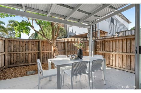 Property photo of 31/123 Barrack Road Murarrie QLD 4172