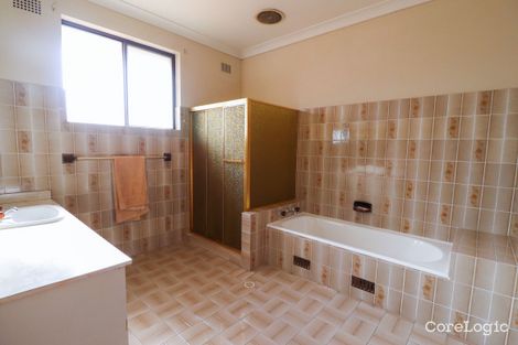 Property photo of 66 Carnavon Crescent Georges Hall NSW 2198