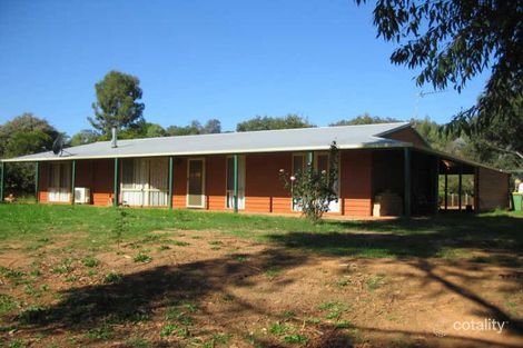 11 Democrat Cl, Kangaroo Gully, WA 6255