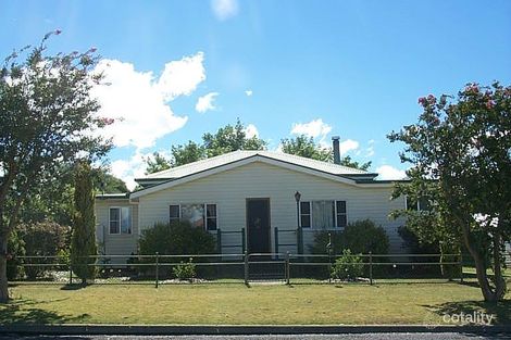 69 Gore St, Warwick, QLD 4370