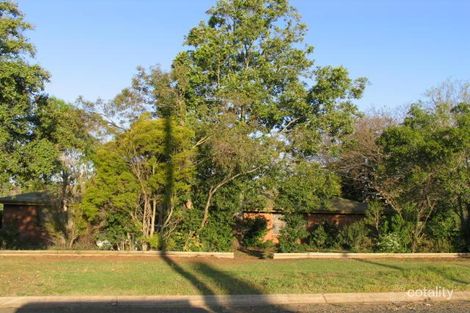 16 Margetts St, Pittsworth, QLD 4356