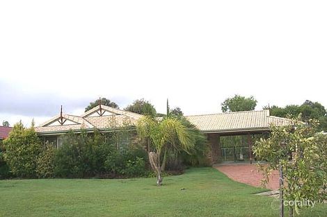 2 Kopp Ct, Meadowbrook, QLD 4131