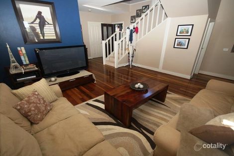 Property photo of 9/1-11 Tasman Avenue Strathmore Heights VIC 3041