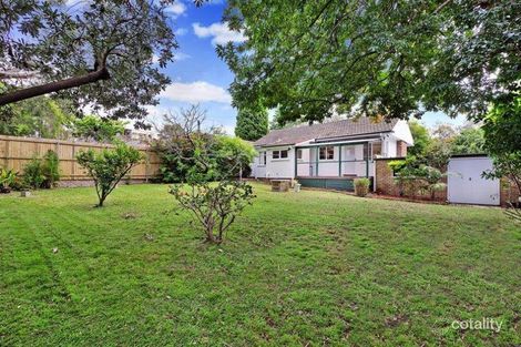Property photo of 17 St Andrews Gate Elanora Heights NSW 2101