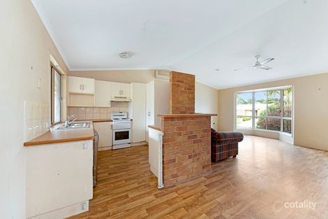 Property photo of 17 Southern Cross Drive Avoca QLD 4670