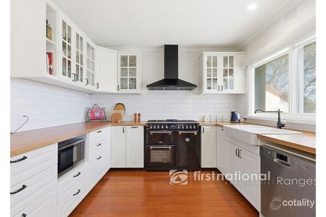 Property photo of 3 Benson Street Emerald VIC 3782