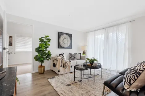 Property photo of 24 Outlook Parade Bray Park QLD 4500